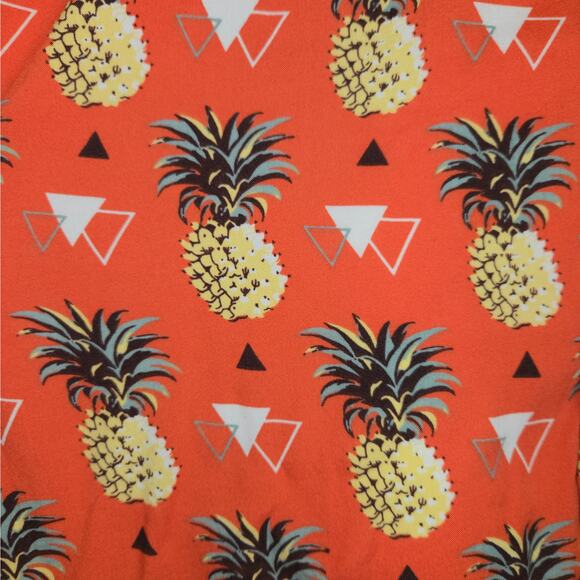 VSTR Mens Large Button Up Hawaiian Shirt Pineapples Lightweight Beach Vacation‎ - Picture 4 of 10